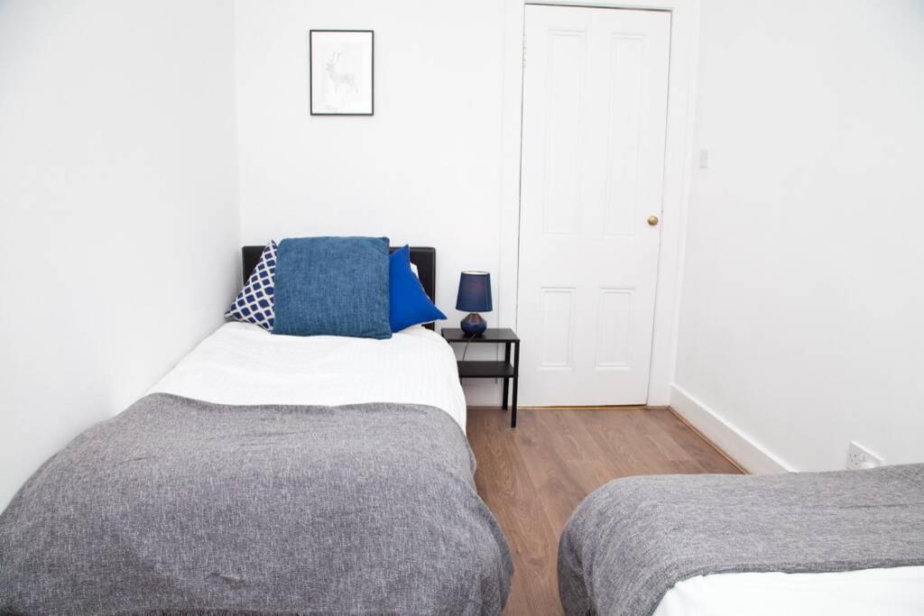 Snug - Logie Baird Apartment Helensburgh Ngoại thất bức ảnh