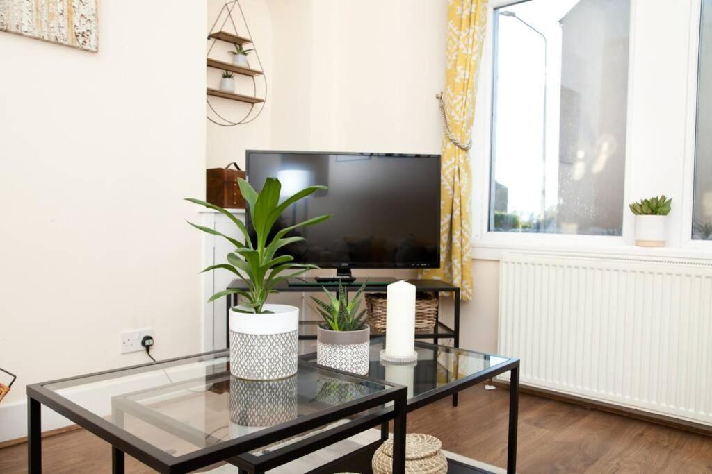 Snug - Logie Baird Apartment Helensburgh Ngoại thất bức ảnh