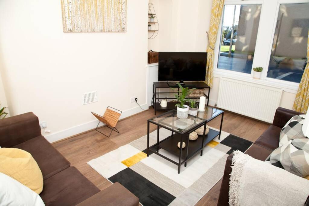 Snug - Logie Baird Apartment Helensburgh Ngoại thất bức ảnh