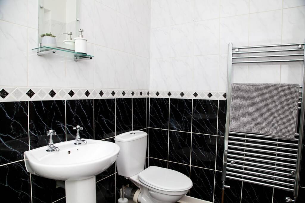 Snug - Logie Baird Apartment Helensburgh Ngoại thất bức ảnh